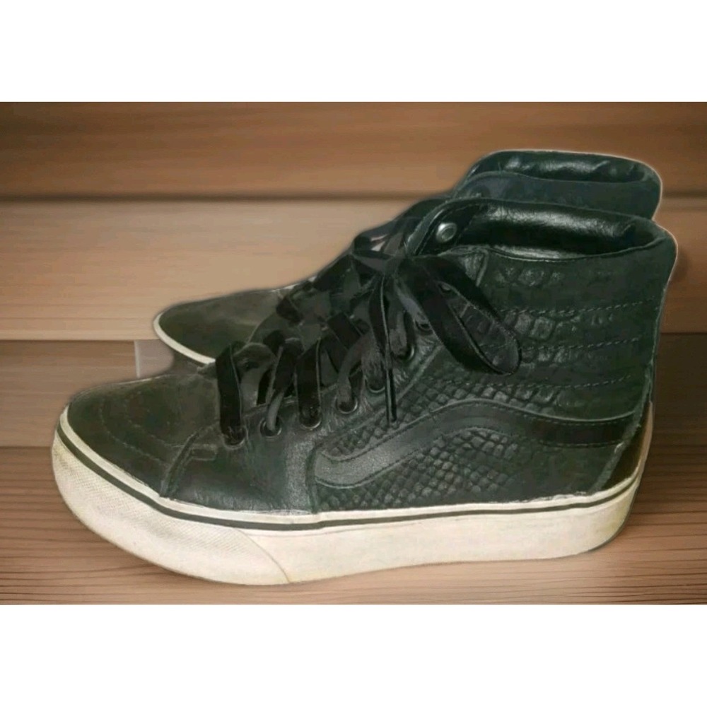 Y2K Vans off the Wall Size‎ 6 Black Leather High Top Skateboarding Sneakers